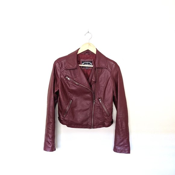 Red crop leather jacket - Picture 2 of 2